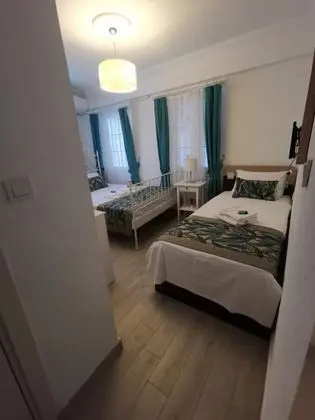Ekonomik Üç Kişilik Oda, Manzarasız, 1. Kat