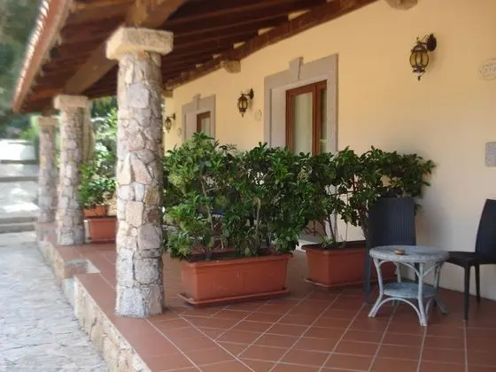 Classic Tek Büyük Yataklı Oda