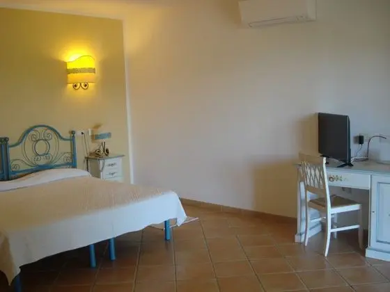 Classic Tek Büyük Yataklı Oda