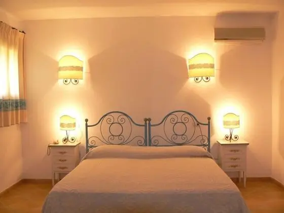 Deluxe Tek Büyük Yataklı Oda, Göl Manzaralı