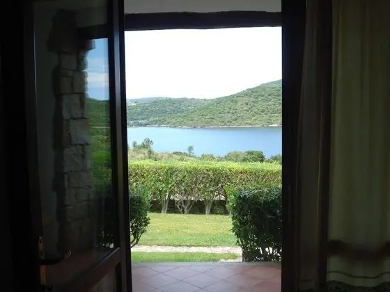 Deluxe Tek Büyük Yataklı Oda, Göl Manzaralı