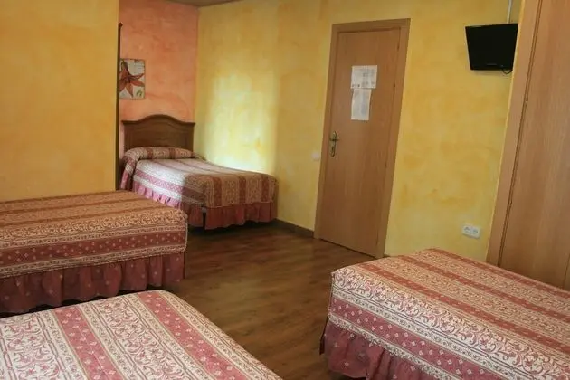 Dört Kişilik Oda (Pets not allowed - No Elevator)