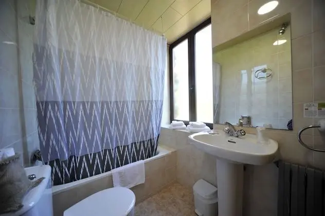 Dört Kişilik Oda (Pets not allowed - No Elevator)