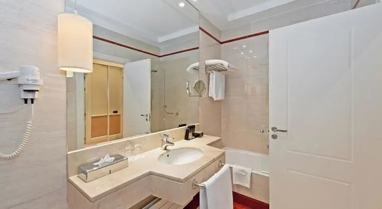 Standard Oda, 1 Çift Kişilik veya 2 Tek Kişilik Yatak