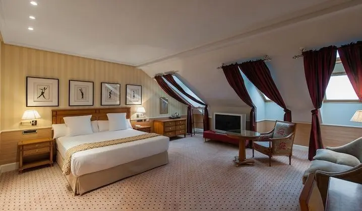 Superior Oda, 1 En Büyük (King) Boy Yatak