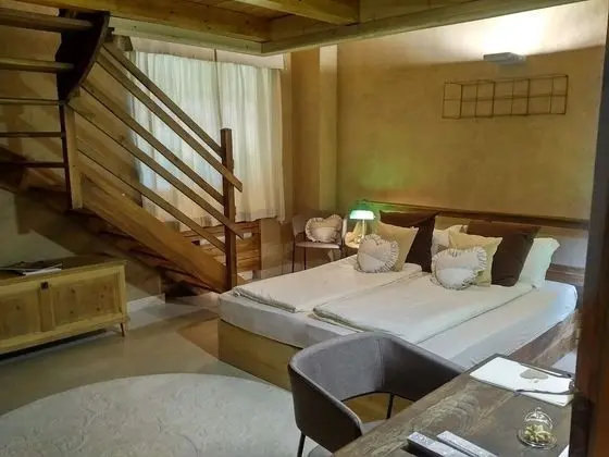 Comfort Üç Kişilik Oda (Pinot Nero)