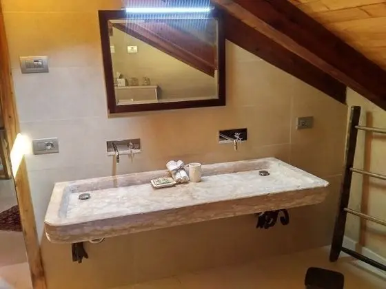 Üç Kişilik Oda (Marzemino)