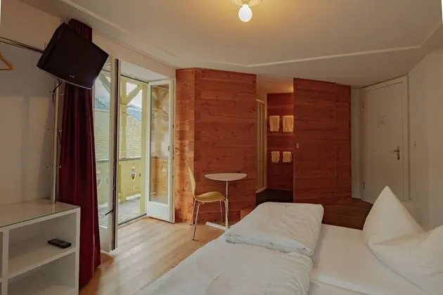 Comfort Tek Büyük veya İki Ayrı Yataklı Oda