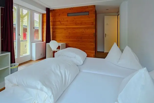 Comfort Tek Büyük veya İki Ayrı Yataklı Oda