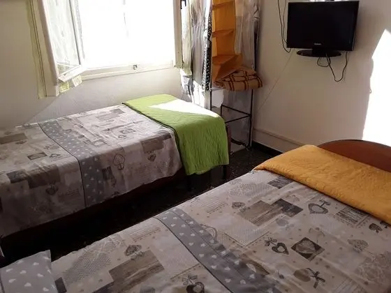 Ortak Ranzalı Oda, 1 Yatak Odası