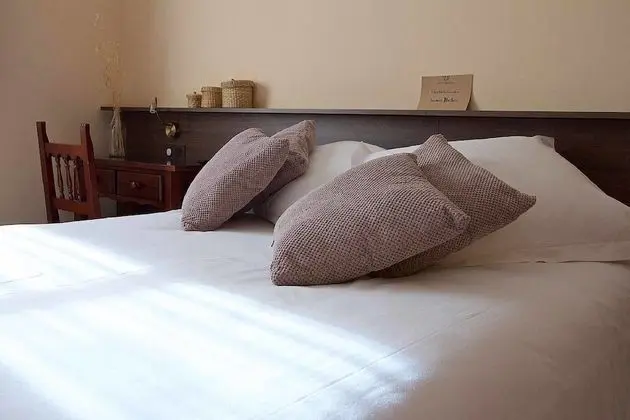 Büyük Yataklı Tek Kişilik Oda