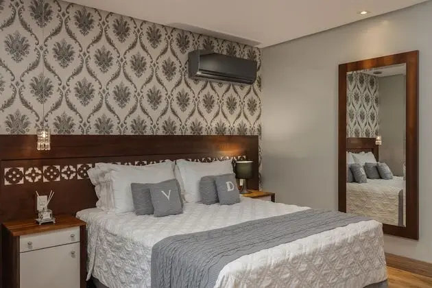 Deluxe Tek Büyük Yataklı Oda, 1 Büyük (Queen) Boy Yatak