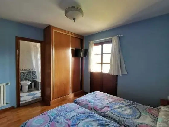 Basic Tek Büyük veya İki Ayrı Yataklı Oda