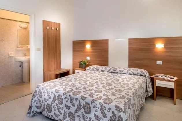 Classic Tek Büyük veya İki Ayrı Yataklı Oda, Balkon