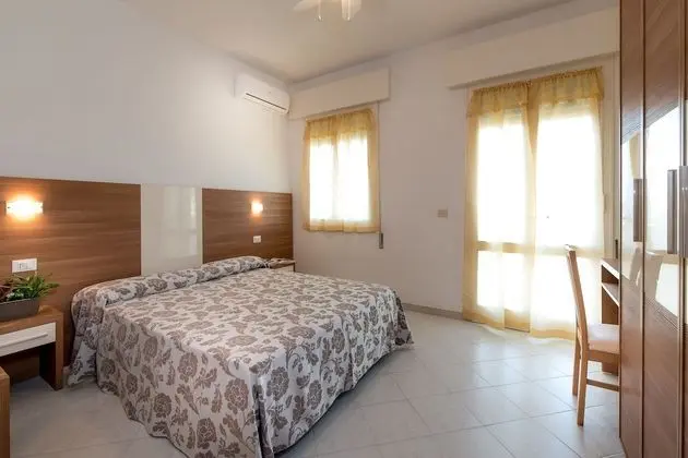 Classic Tek Büyük veya İki Ayrı Yataklı Oda, Balkon