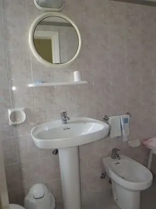 Classic Üç Kişilik Oda, 1 Yatak Odası, Balkon, Avlu