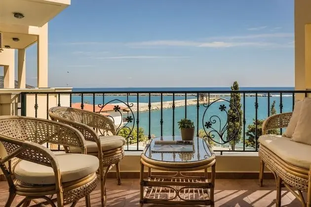 Family Oda, Deniz Manzaralı