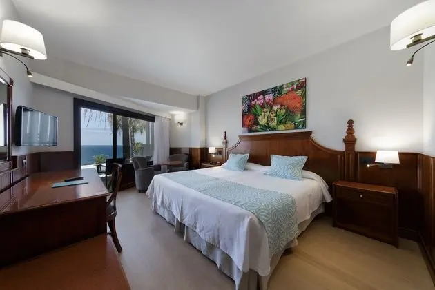 Tek Büyük Yataklı Oda, Deniz Manzaralı
