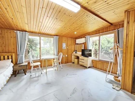 Tek Büyük Yataklı Oda (33 sqm.)