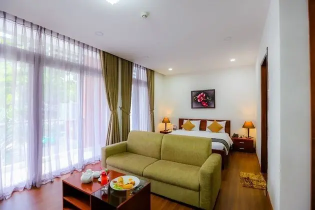 Deluxe Tek Büyük Yataklı Oda, 1 Çift Kişilik Yatak, Şehir Manzaralı