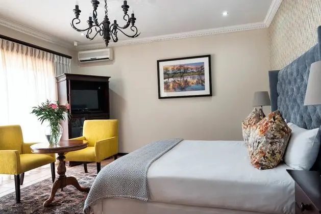 Luxury Tek Büyük Yataklı Oda, 1 En Büyük (King) Boy Yatak, Sigara İçilmez, Bahçe Manzaralı