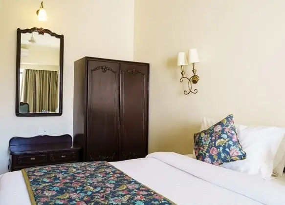 Valley View Rooms