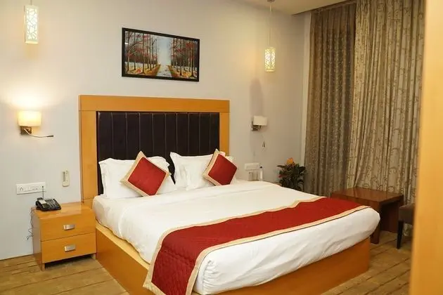 Valley View Suite