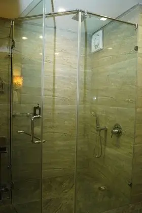 Valley View Suite