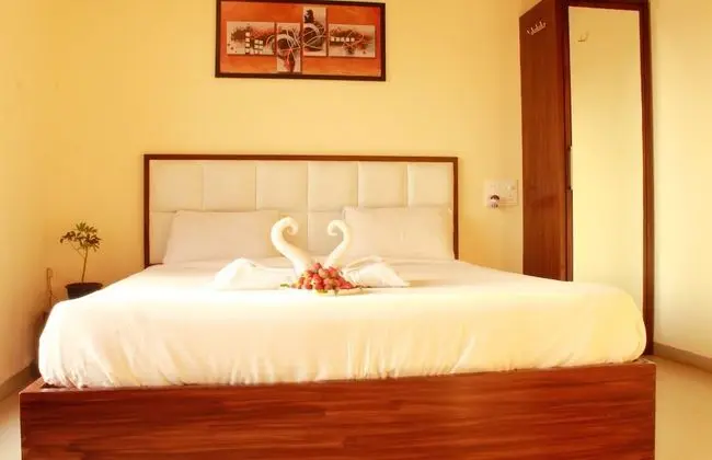 Luxury Tek Büyük Yataklı Oda