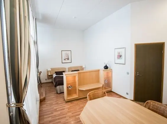 Tek Büyük Yataklı Oda, Sauna