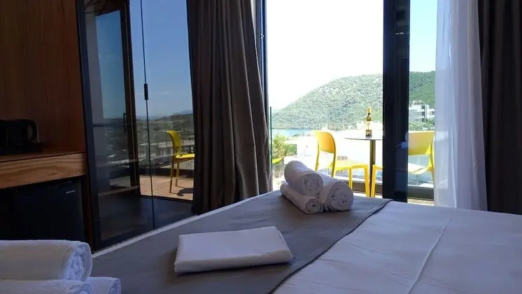 Comfort Tek Büyük Yataklı Oda, Deniz Manzaralı