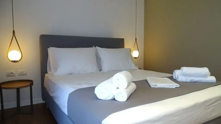 Comfort Tek Büyük Yataklı Oda, Havuz Manzaralı