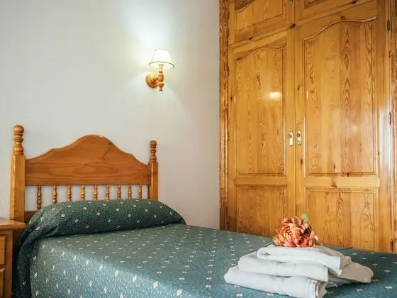 Tek Büyük veya İki Ayrı Yataklı Oda