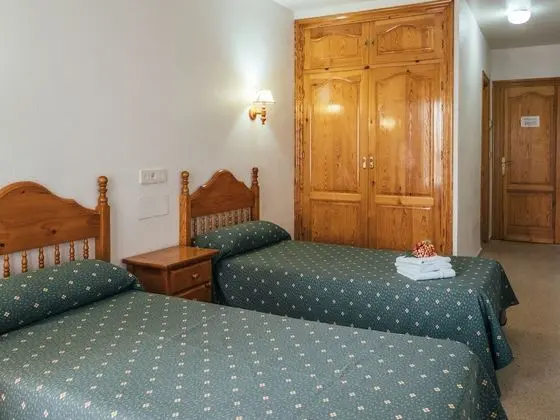 Tek Büyük veya İki Ayrı Yataklı Oda