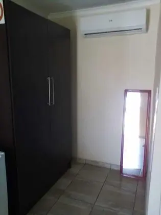 Üç Kişilik Oda