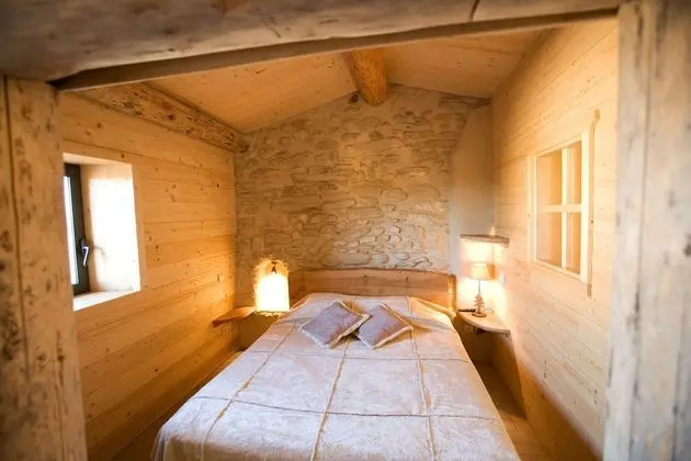 Apart Daire (Canada)