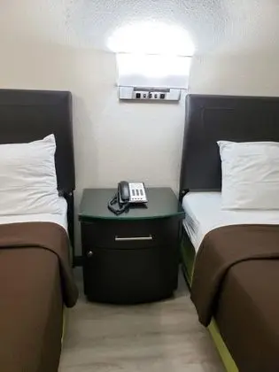 Economy Tek Büyük Yataklı Oda