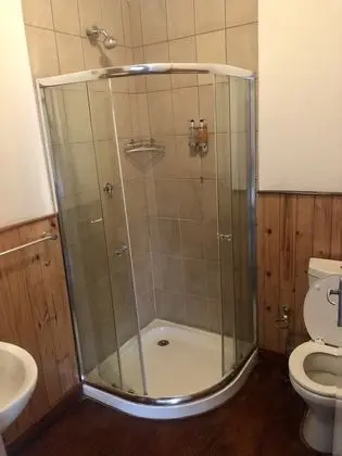 Traditional Tek Büyük Yataklı Oda