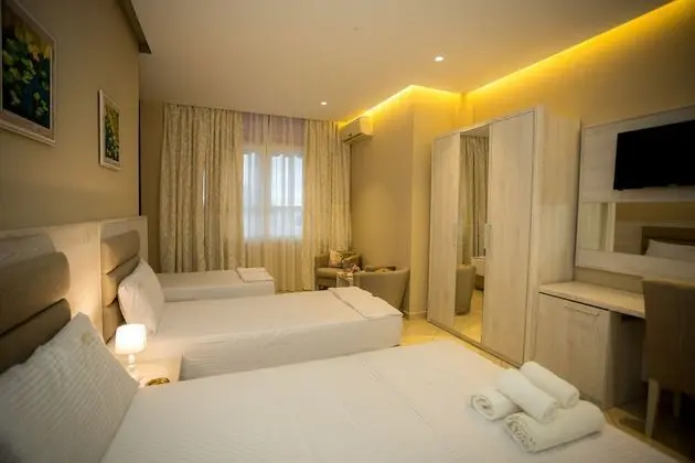 Room 302