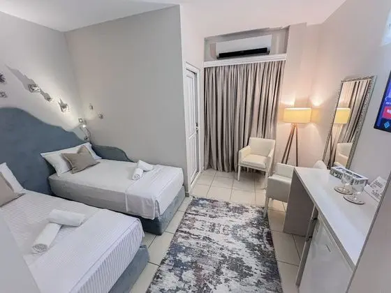 Room 504