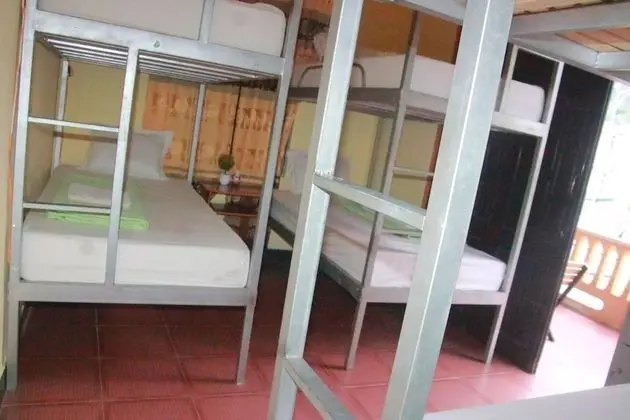 Oda, Karma Ranzalı Oda (Bed in 6-Bunk Bed)