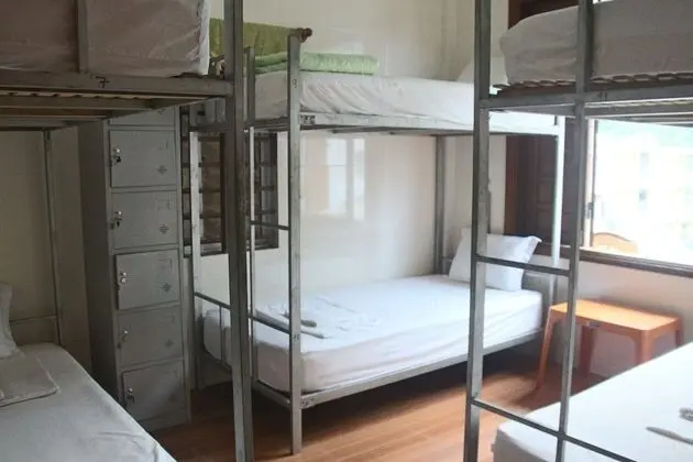 Oda, Karma Ranzalı Oda (Bed in 6-Bunk Bed)