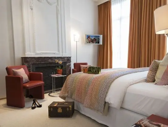 Deluxe Tek Büyük Yataklı Oda, Kanal Manzaralı