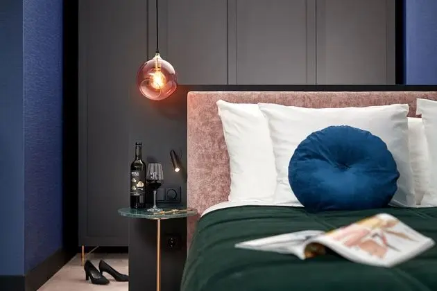 Penthouse Suite (North)