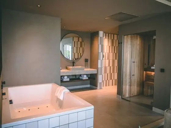 Suite (Ibiza)