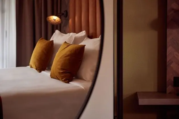 Comfort Tek Büyük veya İki Ayrı Yataklı Oda