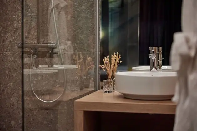 Superior Tek Büyük veya İki Ayrı Yataklı Oda