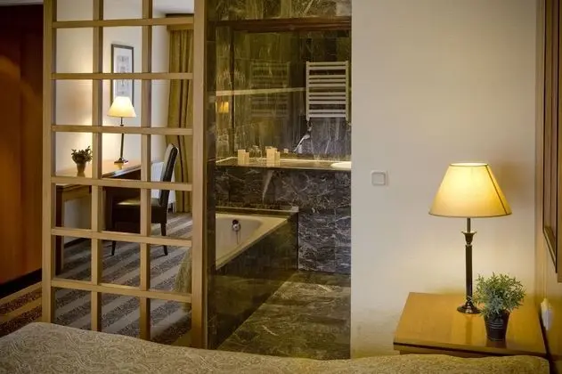 Comfort Dört Kişilik Oda