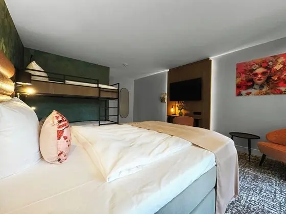 Comfort Dört Kişilik Oda
