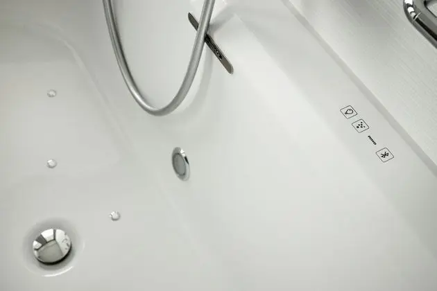Deluxe Plus Disabled Friendly